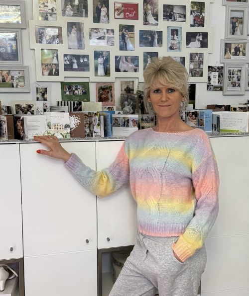 persoenliche Schneiderin Annett Wenig-Hecht fuer Brautkleider